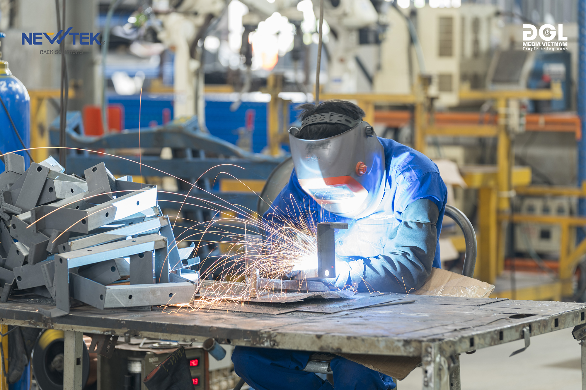 Phim 15 năm Công ty CP Newtek Việt Nam